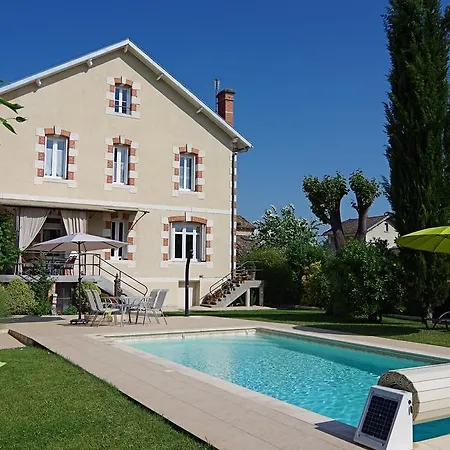Maison D'hotes La Corisande 3*