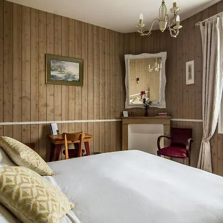 Maison D'hotes La Corisande Bed & Breakfast